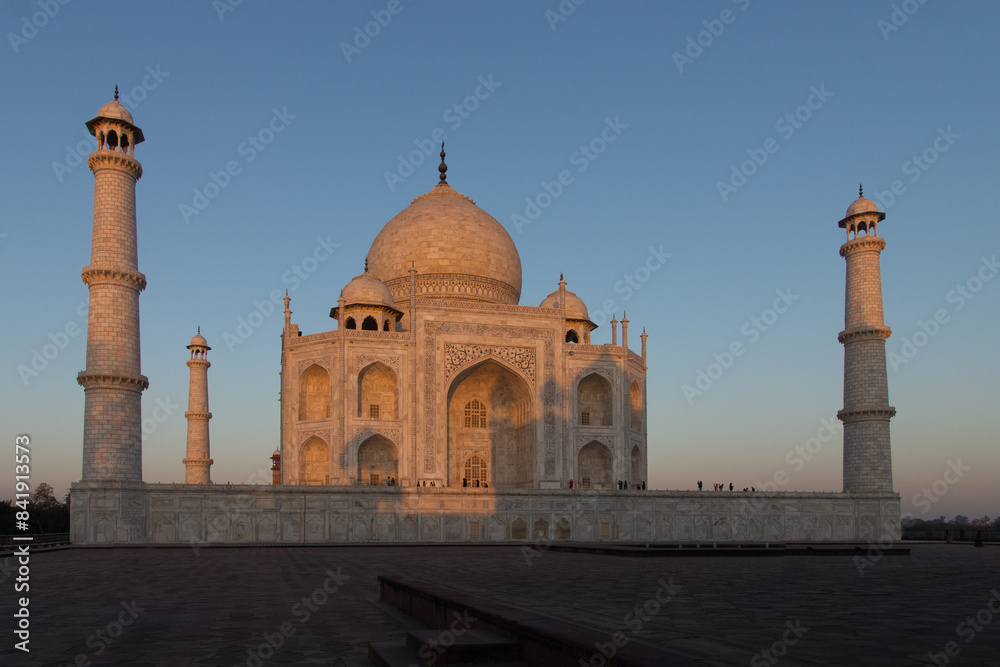 Obraz premium taj mahal at sunset