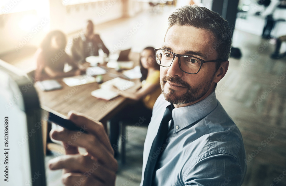 © Lyndon/peopleimages.com - Whiteboard, writing or businessman in presentation for teaching, problem solving or solution in meeting. Manager, workshop or leader talking in team training, coaching class or learning opportunity © Lyndon/peopleimages.com - Whiteboard, writing or businessman in presentation for teaching, problem solving or solution in meeting. Manager, workshop or leader talking in team training, coaching class or learning opportunity