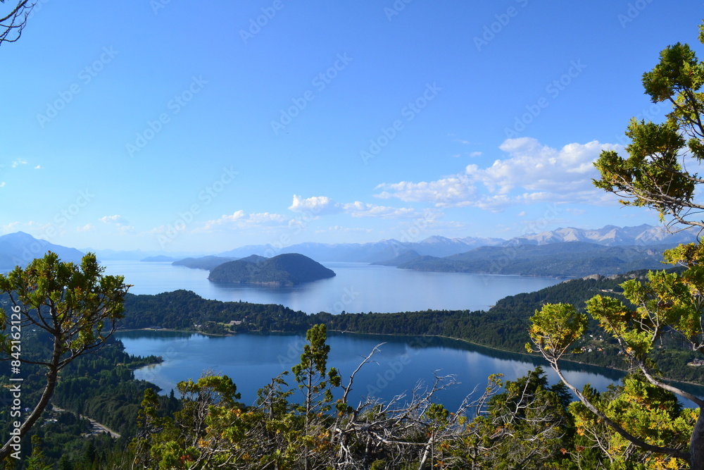 bariloche lake and mountains
