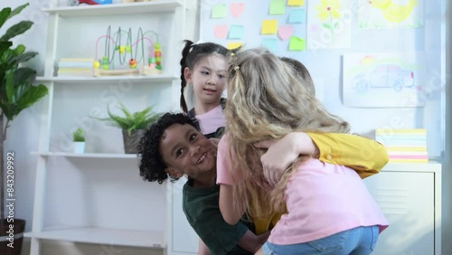 The pupils rushed to hug the teacher. We met on the first day of school.