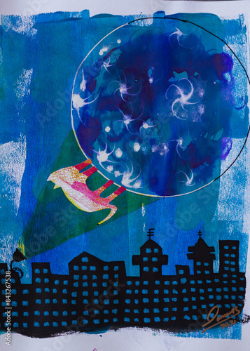 Gato en la luna reflejado con una lámpara, en acrílico, colores azules y tonos verdes y la superficie con algunos edificios 