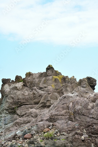 十六羅漢岩（山形県） photo