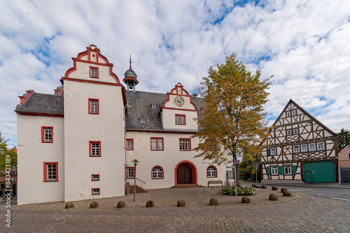 Obraz na płótnie Das alte Rathaus von Pfungstadt in Hessen in Deutschland w salonie