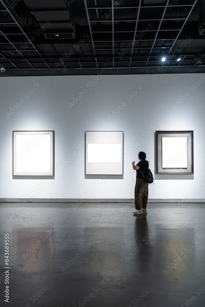 Obraz premium blank frame in gallery