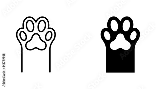 Paw icon set. vector for web and mobile app. paw print sign and symbol. vector illustration on white background
