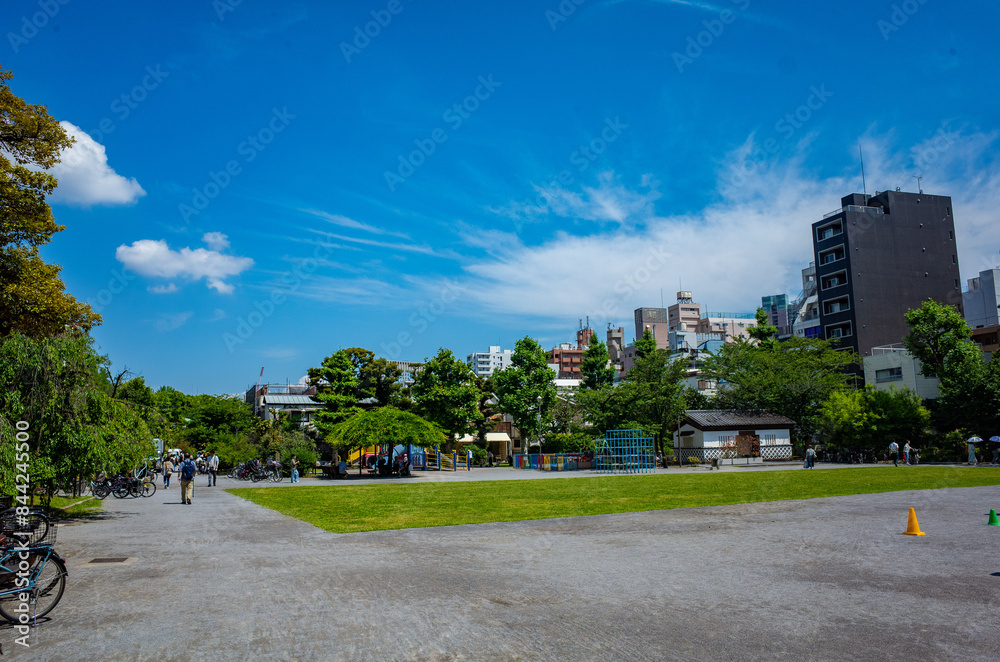 Obraz premium 東京・門前仲町にある「富岡八幡宮」