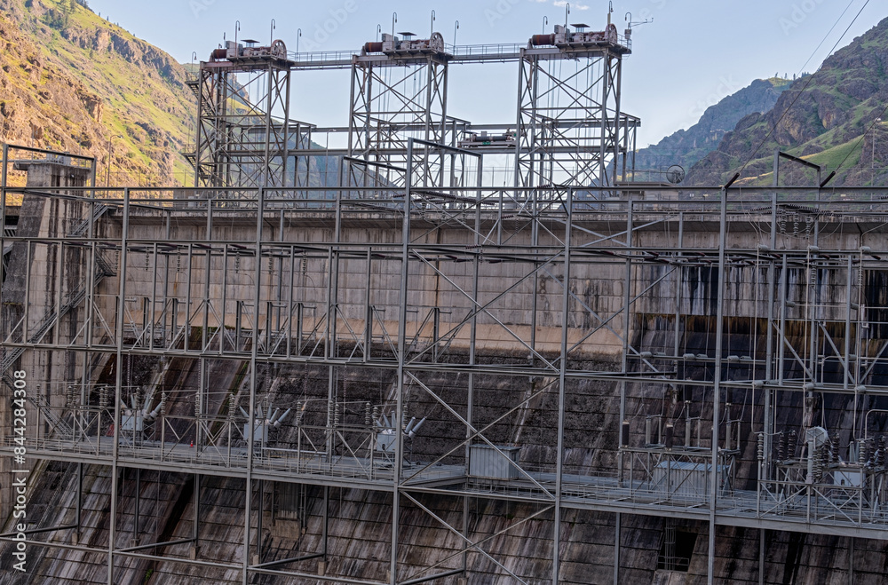 The gate controls at the top of the Hells Canyon Dam on the Oregon Idaho border The gate controls at the top of the Hells Canyon Dam on the Oregon Idaho border