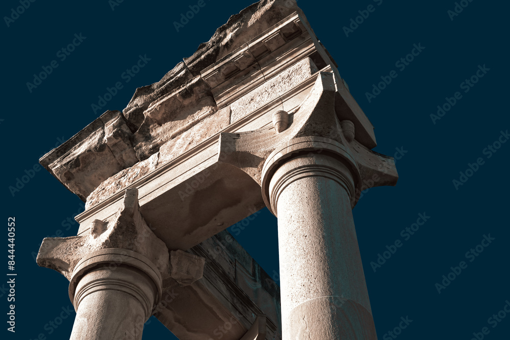 Φωτογραφία Top of the temple of Apollo Hylates at Kourion