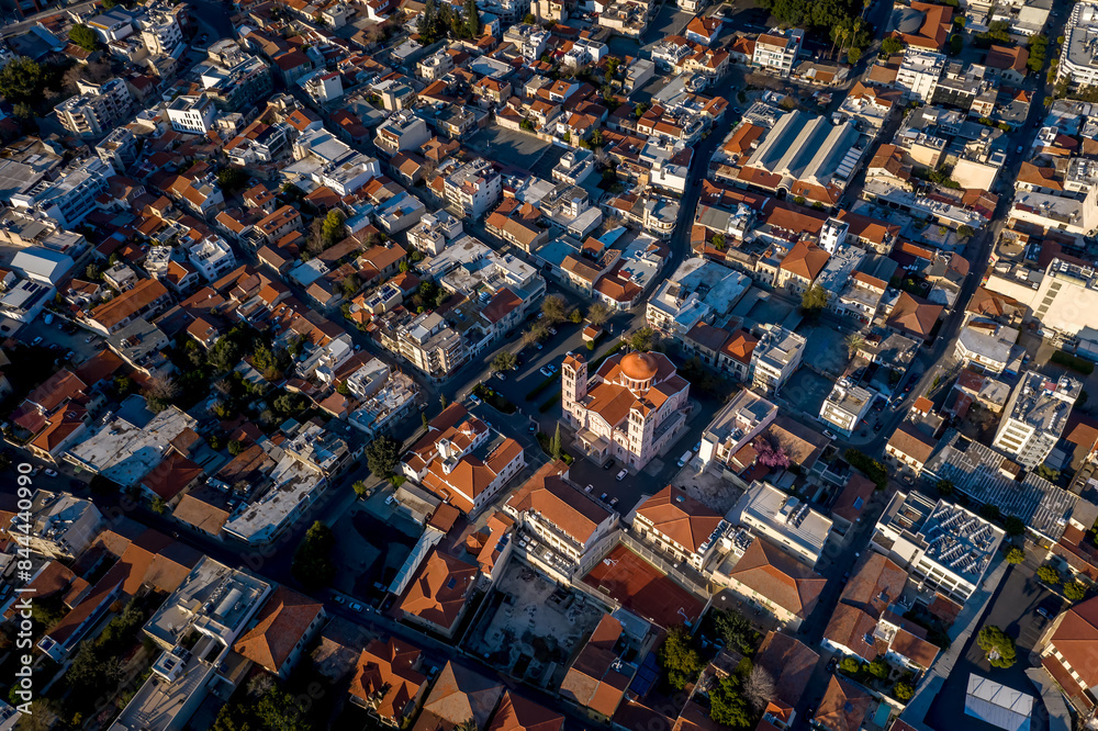Φωτογραφία Aerial view of urban landscape at dusk. Limassol, Cyprus