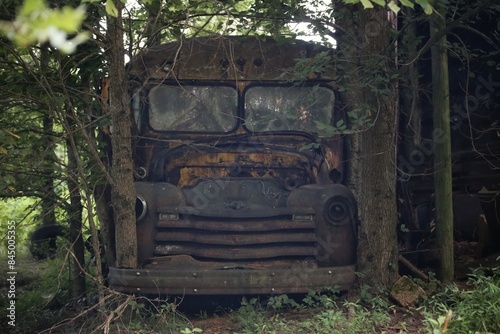 old abandoned bus