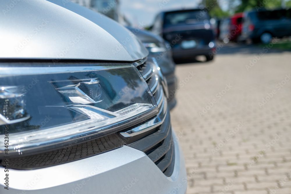 Fototapeta premium Neufahrzeuge, Autos, Autohandel, Deutschland