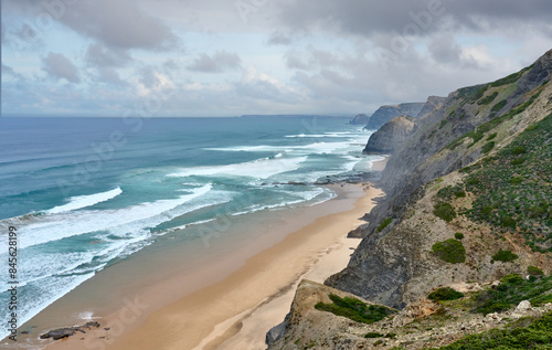 land and seascape at the Vi...