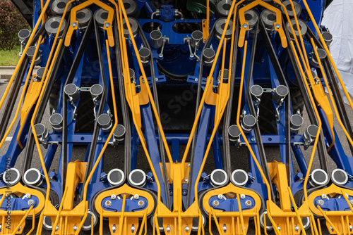 agricultural machine for flax harvesting