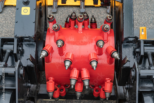 Asphalt milling cutter