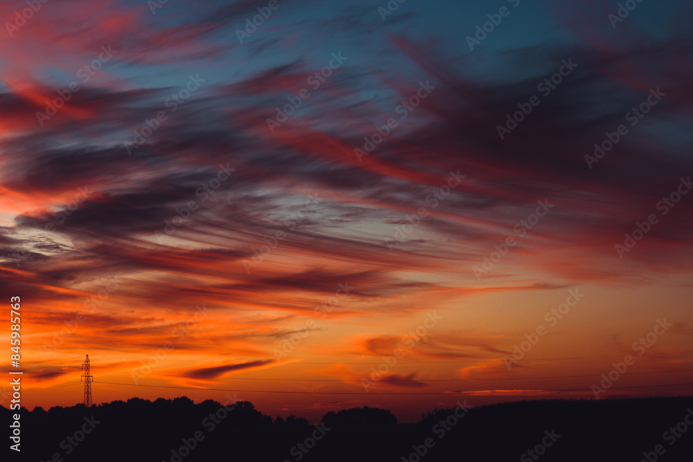 Fototapeta premium Stunning Sunset with Dramatic Sky 