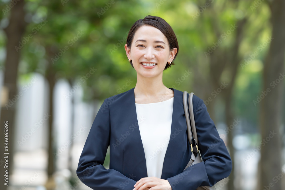 ビジネス・女性 ビジネス・女性