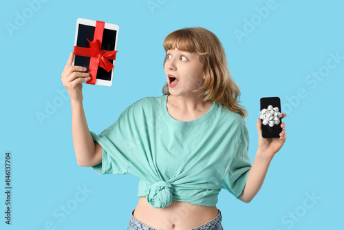 Surprised young woman with ...