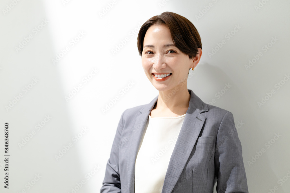 笑顔のビジネスウーマン 笑顔のビジネスウーマン