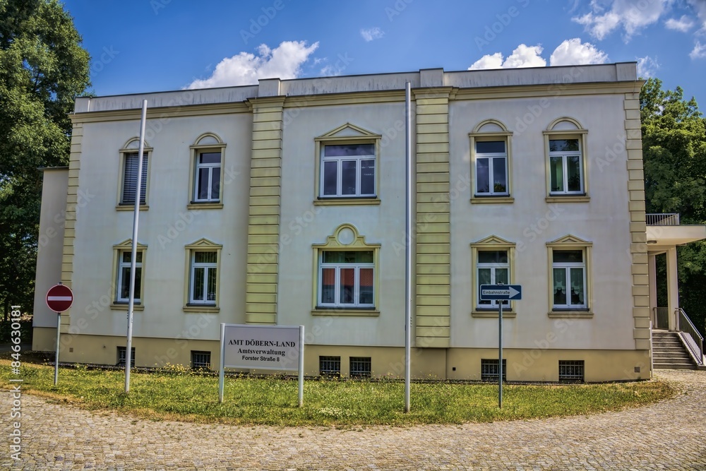 döbern, deutschland - rathaus in der altstadt