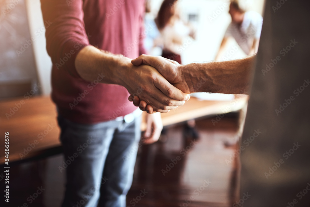 Obraz premium Shaking hands, agreement and deal in meeting or casual, negotiation for business contract or onboarding. Greeting, palms and together for hiring or welcome, collaboration or teamwork with thank you
