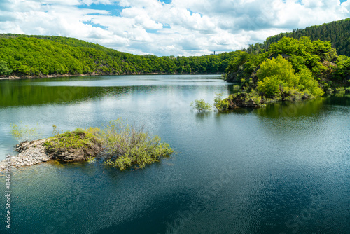 Blick auf die Urft und Burg Vogelsang im Nationalpark Eifel im Sommer - Urftsee	
 photo