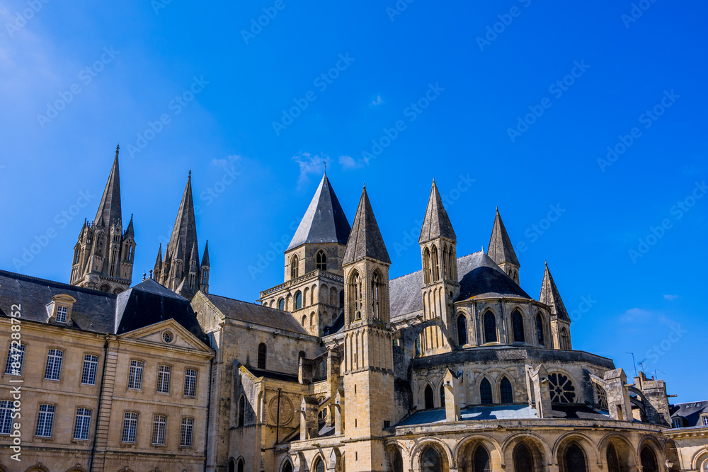 Fototapeta premium L'Abbaye-aux-Hommes et l'Abbatiale Saint-Étienne de Caen