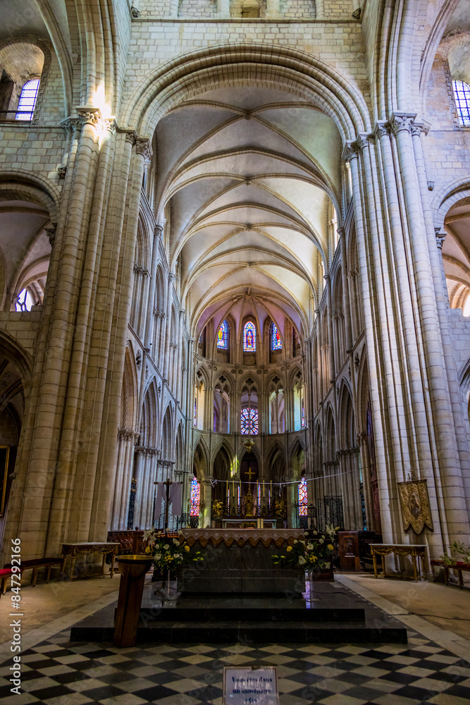 Abbatiale Saint-Étienne de Caen dans l'Abbaye-aux-Hommes Abbatiale Saint-Étienne de Caen dans l'Abbaye-aux-Hommes