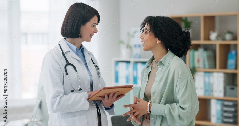 © peopleimages.com - Hospital, tablet and doctor with patient for consulting, medical service and help in clinic. Healthcare, telehealth and worker with woman on digital tech for diagnosis, online results and insurance © peopleimages.com - Hospital, tablet and doctor with patient for consulting, medical service and help in clinic. Healthcare, telehealth and worker with woman on digital tech for diagnosis, online results and insurance