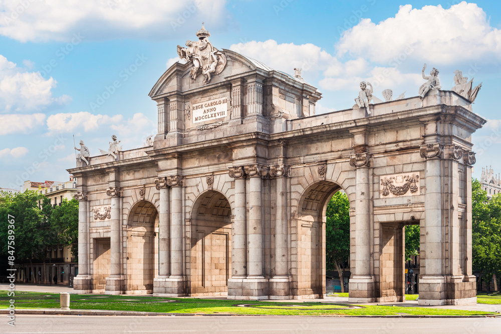 Alcala Gate (Puerta de Alcala) in Madrid, Spain