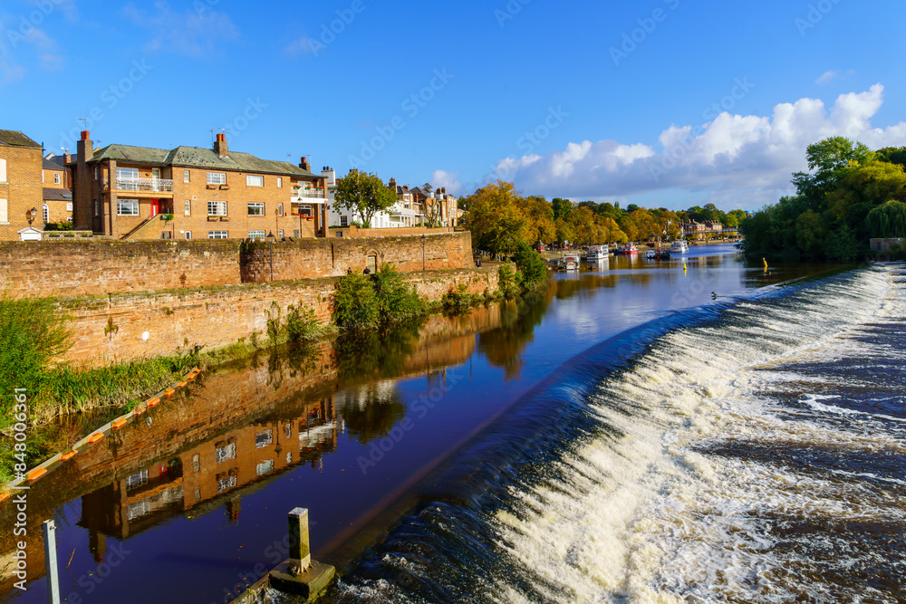 River Dee, and the old city walls, in Chester