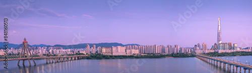 Obraz na plátně Scenic Sunset Panorama view at Jamsil Railway Bridge over the Han River (Hangang)
