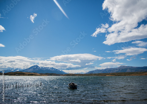 paisaje fiordo en magallanes, patagonia chilena 