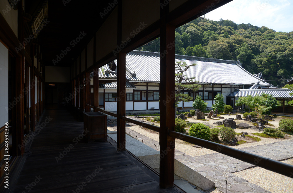 興聖寺 本堂から庫裏を望む 京都府宇治市 興聖寺 本堂から庫裏を望む 京都府宇治市