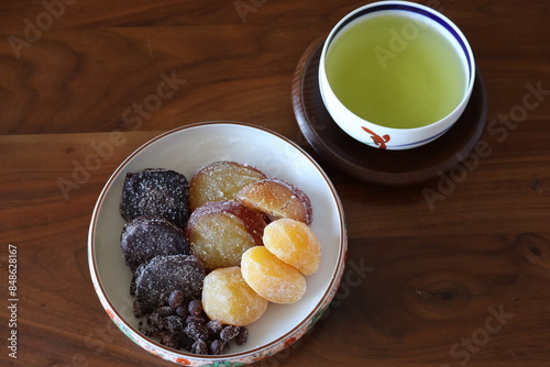 Japanese sweets, sweetened adzuki beans