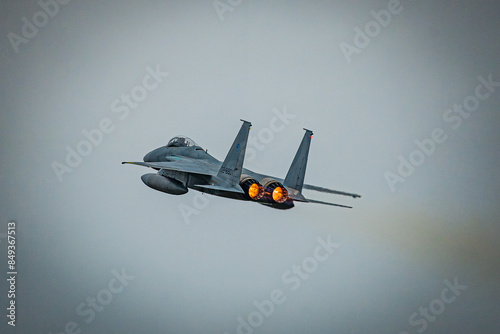 飛行する戦闘機　F-15J　自衛隊/Fighter Air Force 