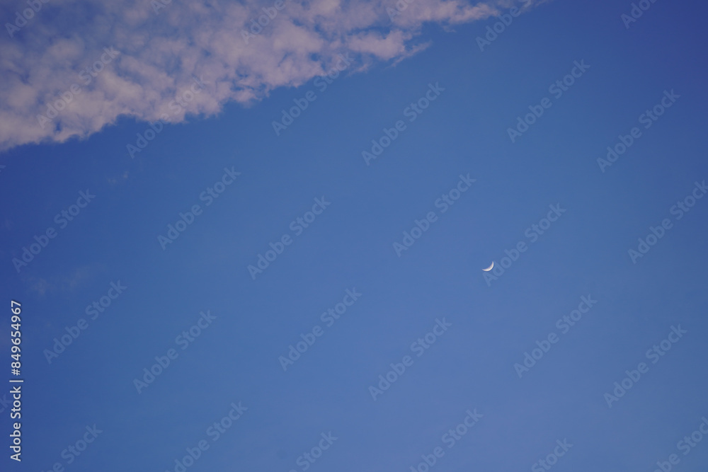 moon in the afternoon