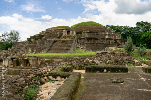Parque Arqueológico Tazumal, El Salvador. Tazumal Archeological Park
