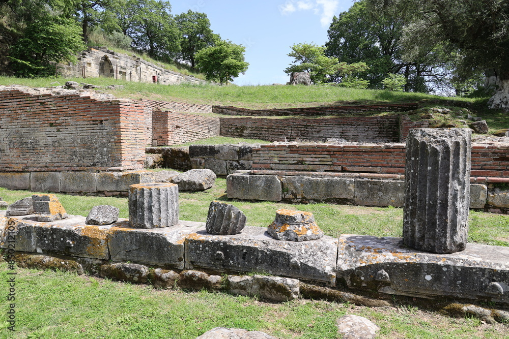 Φωτογραφία Ancient remains of the ruined city of Butrint-Albania