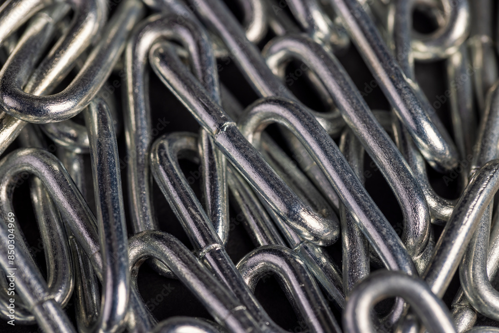 steel chain links connected together steel chain links connected together