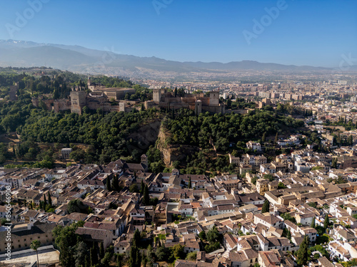 viajando por la ciudad de la alhambra de Granada, España