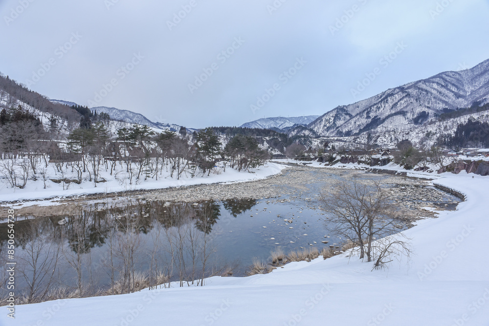 Landscape View Of The Beautiful Historic Villages Of Shirakawa-Go And Gokayama (Gassho Zukuri Folk Village) With Winter Snow, Gifu, Shirakawa, Japan Landscape View Of The Beautiful Historic Villages Of Shirakawa-Go And Gokayama (Gassho Zukuri Folk Village) With Winter Snow, Gifu, Shirakawa, Japan