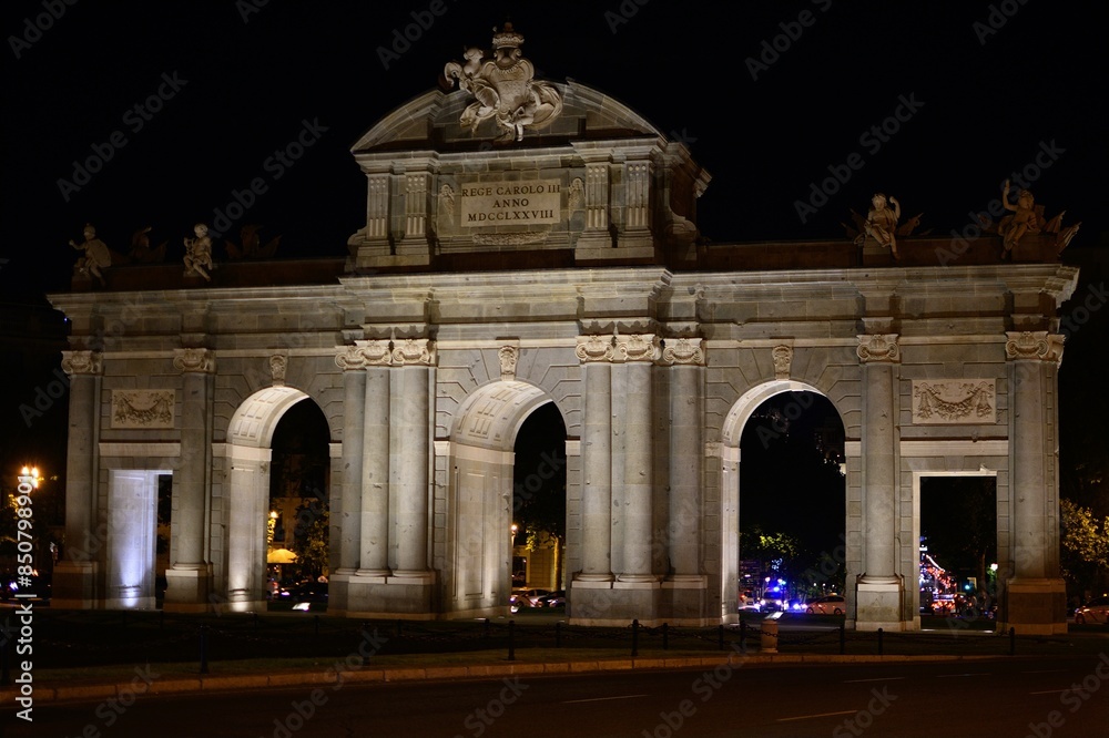 Fototapeta premium Puerta de Alcalá Madrid