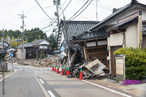 能登半島地震、倒壊の危険がある住宅