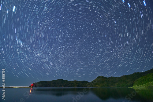 島根県松江市島根町加賀の潜戸方面の夜景と星の日周運動 photo