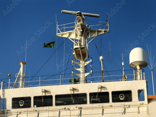 Bild auf Leinwand The main mast on the ship, with radars, equipment and the Brazilian flag