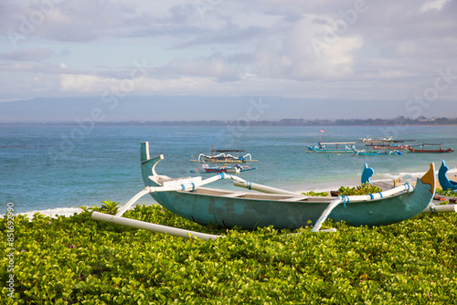 Obraz na płótnie Beautiful view of the boats on Kuta beach in Bali Island, Indonesia
w salonie