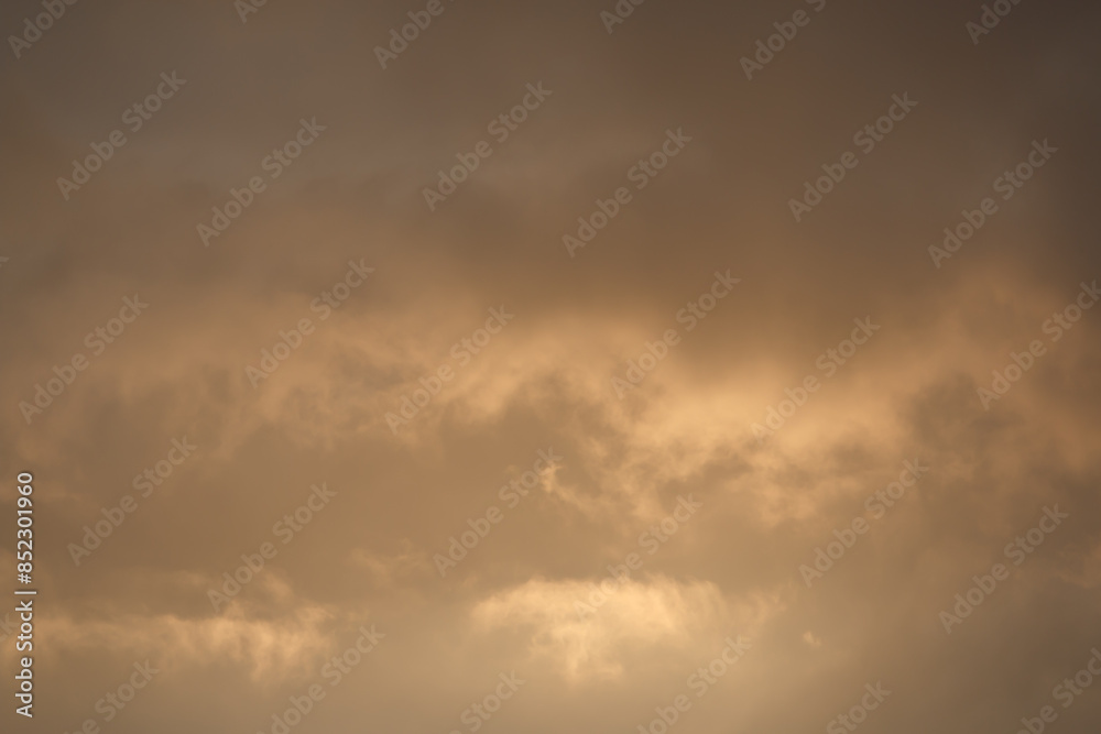 Obraz premium Dark yellow storm cloud cloudscape sky background