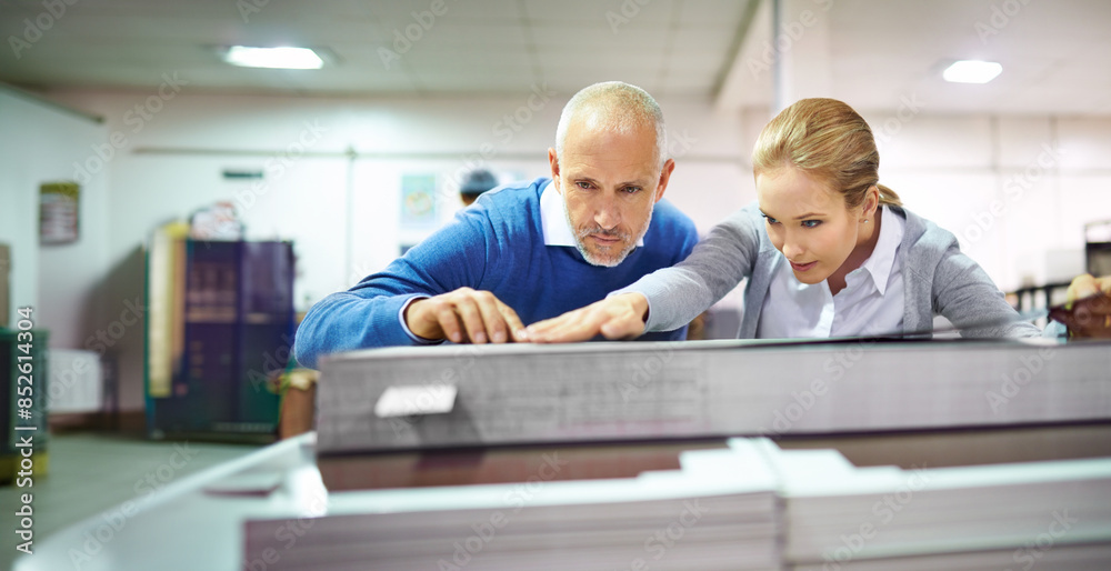Obraz premium Management, inspection and printing press machine check for industrial, teamwork and staff. People, professional and working for quality control, manufacturing or newspaper at publishing warehouse