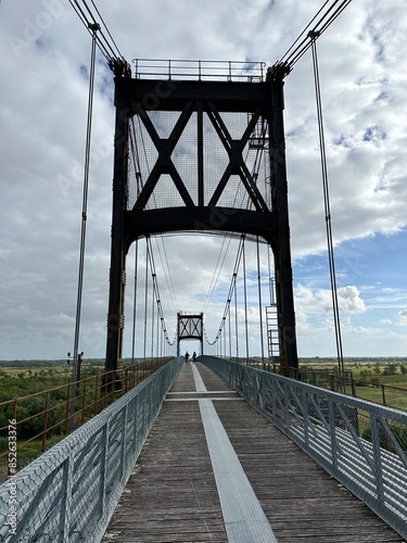 Pont suspendu de Tonnay-Charente photo