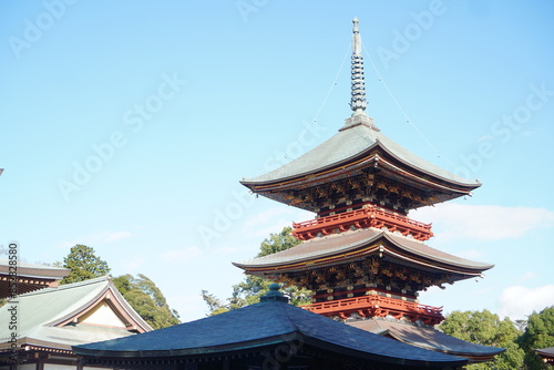 晴れの日の五重塔
